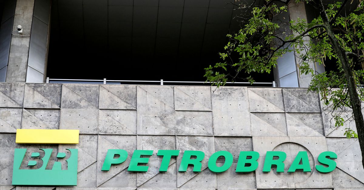 Petrobras aims to resume big fertilizer project, invest in Bolivia