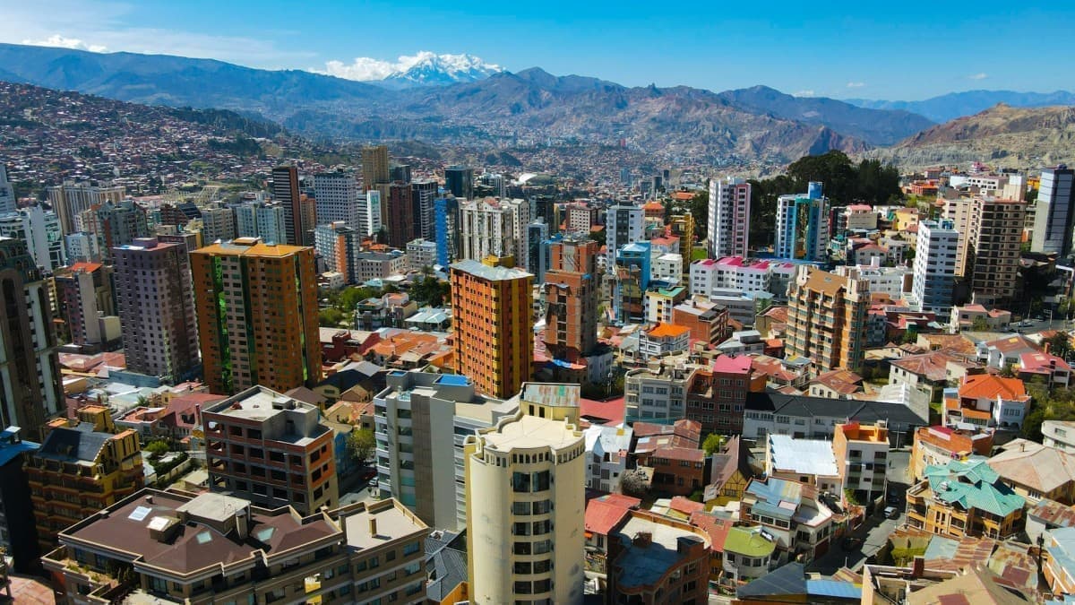 Bolivia's Gas Exports at Crossroads After MAS Defeat